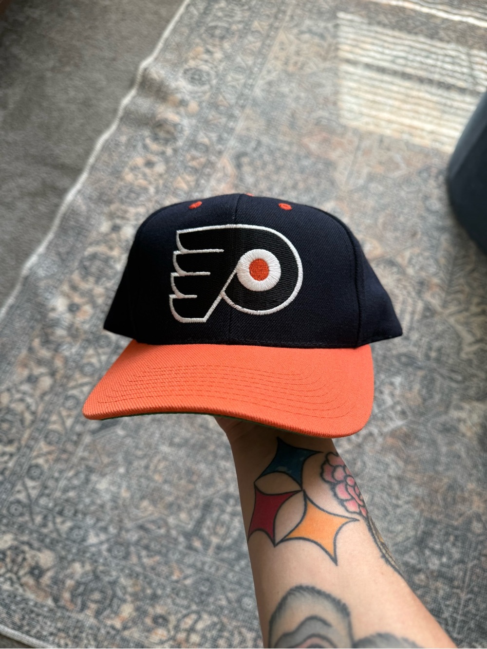 Vintage 90s Philadelphia Flyers SnapBack